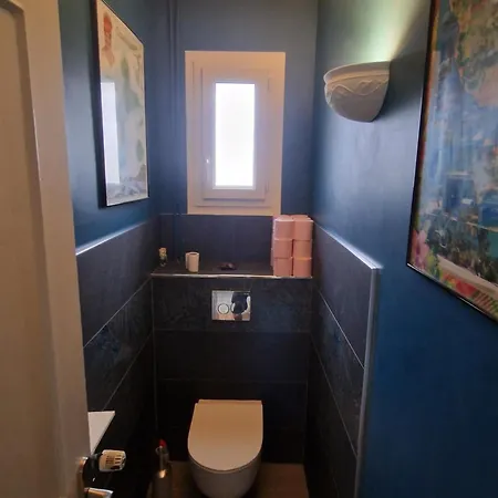 Szálloda Avec Wc Et Sdb Privatifs